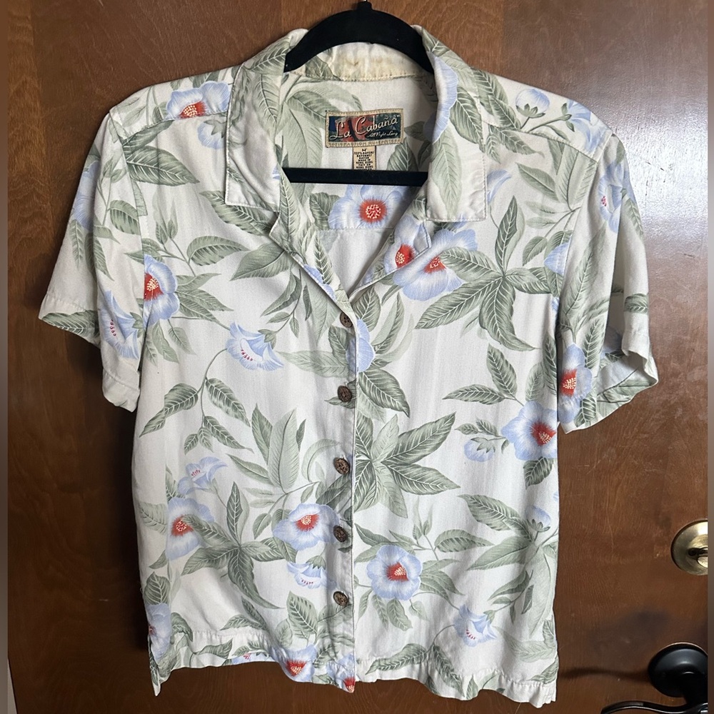 La Cabana Hawaiian Shirt w/ Wooden Buttons